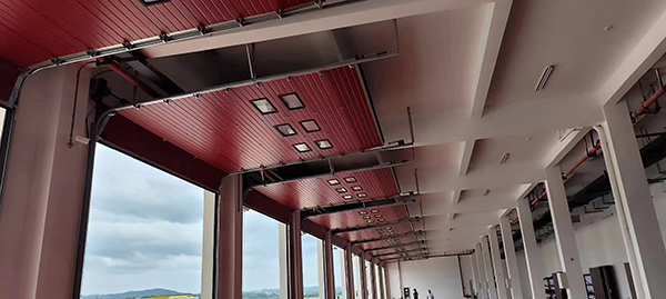 青河工业翻板门