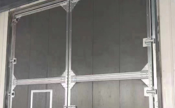 青河兰州厂房青河工业门选购与使用指南：打造高效安全的生产环境