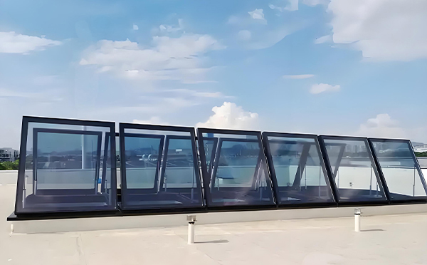 青河排烟窗有效面积计算方法与应用